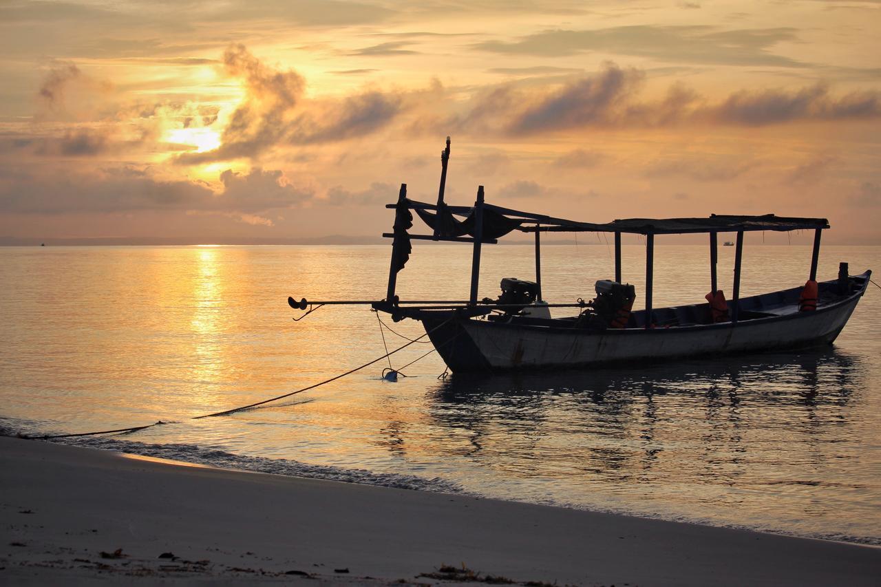 Suns Of Beaches Vandrerhjem Koh Rong Eksteriør bilde